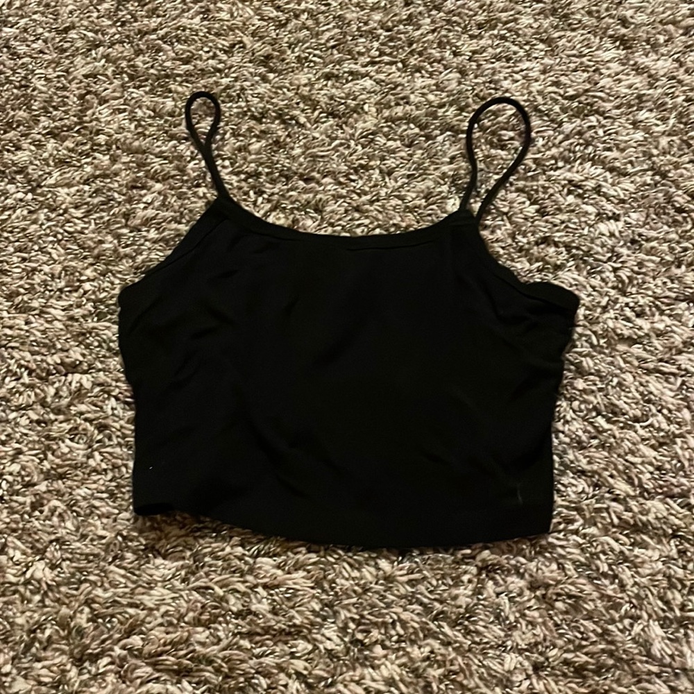 spaghetti strap black cropped tank